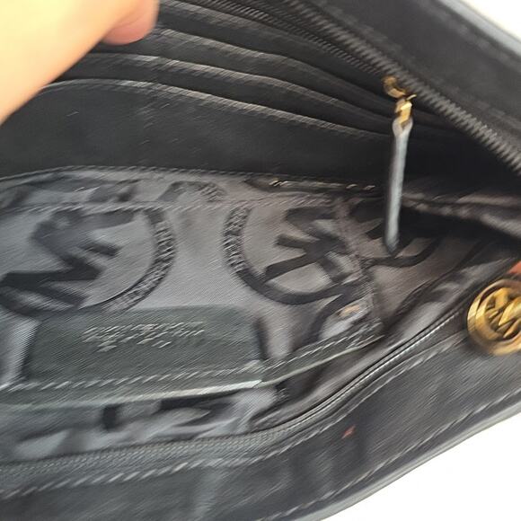 MICHAEL KORS BLACK LEATHER WEBSTER WRISTLET BAG - No Strap - Picture 9 of 14